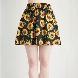 Cute sunflower print circle skirt